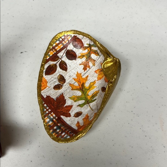 Hand Crafted Autumn Leaf Decor with Gold Accents - Picture 7 of 9